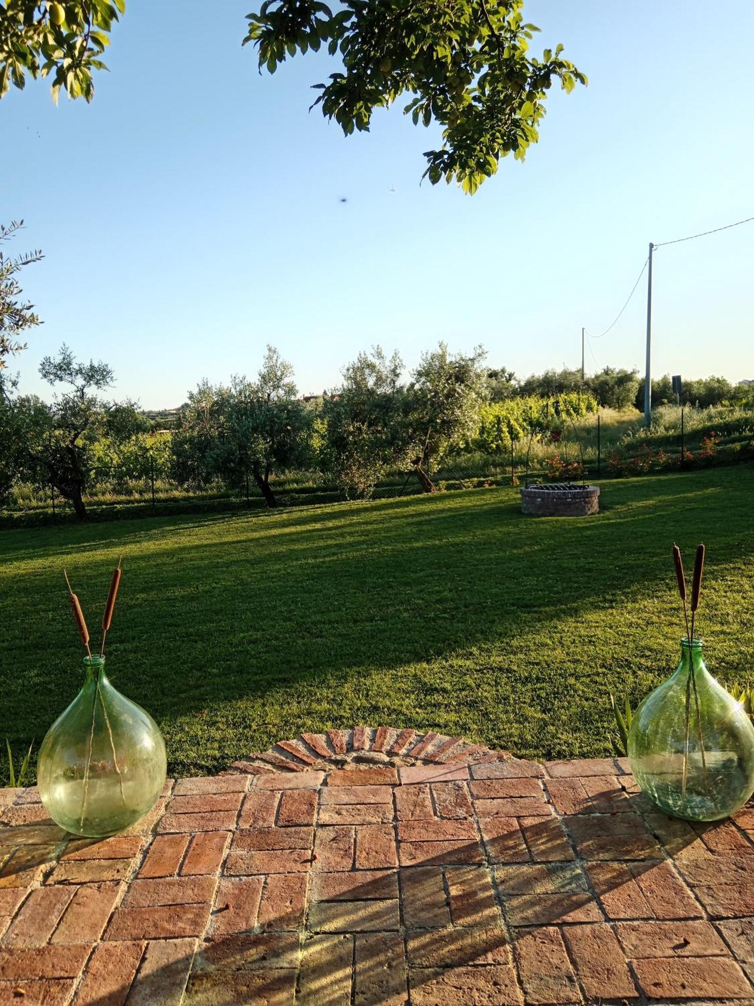 Casale - La Camera Di Leda Lamporecchio Buitenkant foto