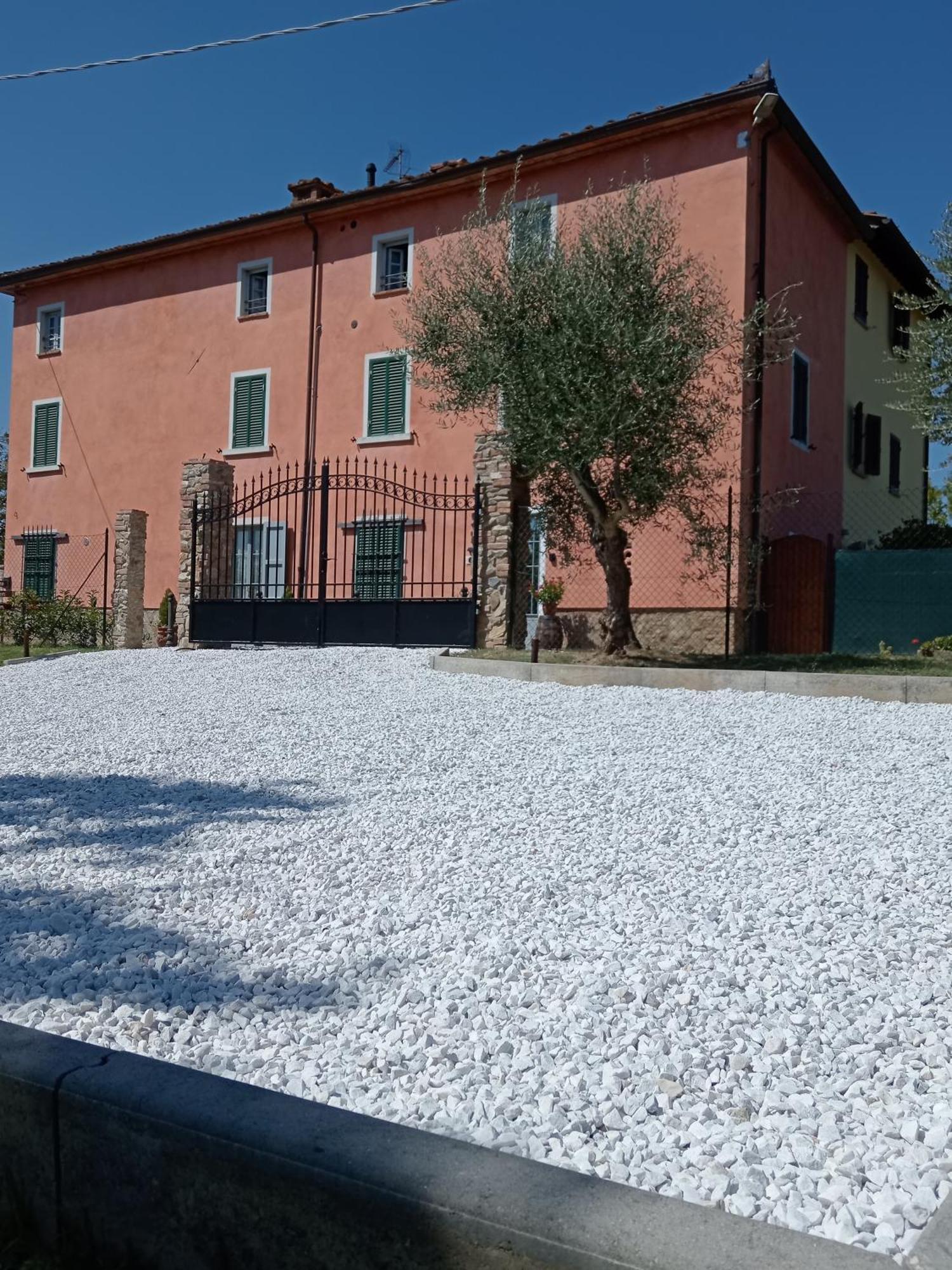 Casale - La Camera Di Leda Lamporecchio Buitenkant foto